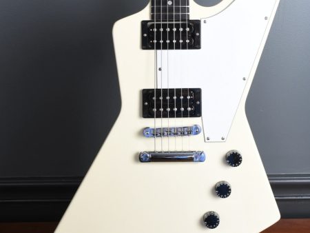 2010 Gibson Explorer Classic White OHSC For Discount