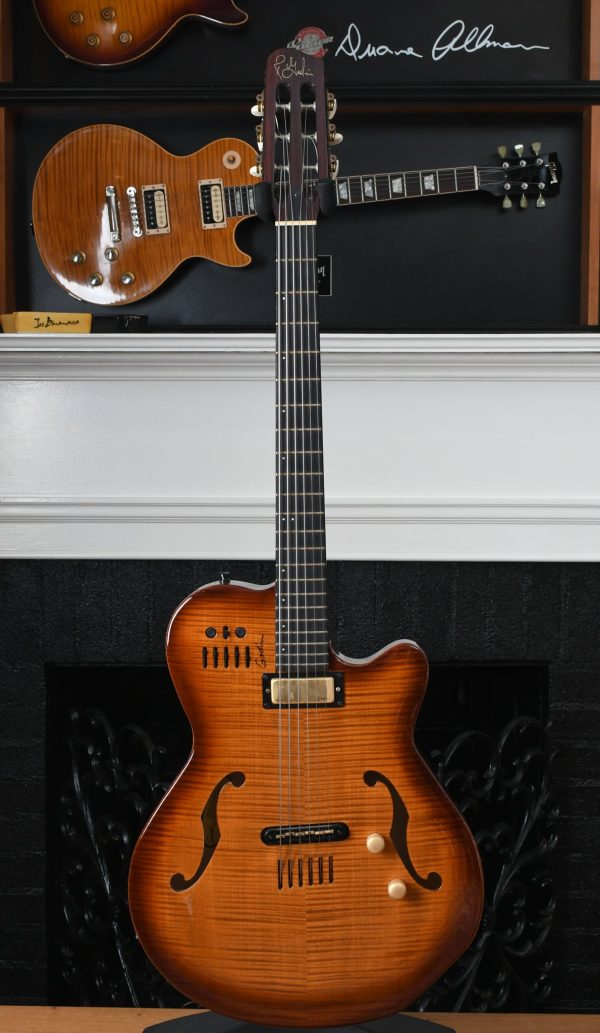 2004 Godin Multiac Jazz SA Lightburst with Roland GR-33 Guitar Synthesizer Online Hot Sale