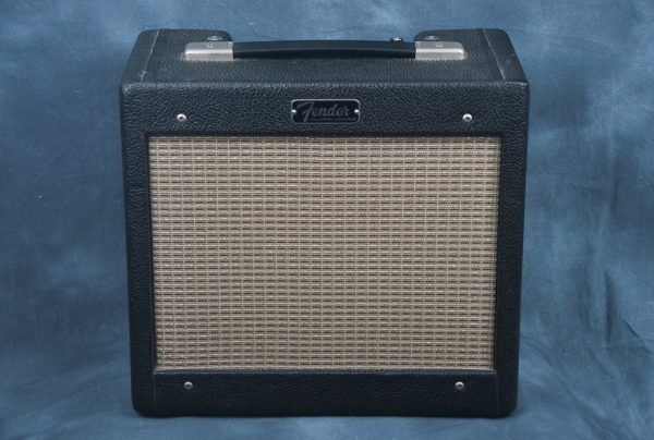 1964 Fender Champ 1x8 Combo Black Tolex For Sale