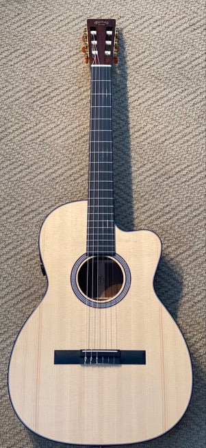 2013 Martin 000c Nylon String Acoustic-Electric Guitar - Natural For Sale