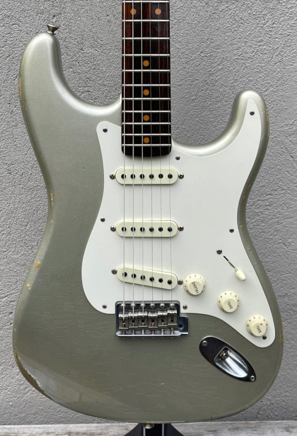 2017 Fender Stratocaster NAMM D Mag Inca Silver Relic Solid Rosewood Neck For Sale