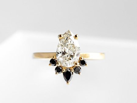 The Estelle | 1.53ct Pear Shape Diamond | Yellow Gold Online Hot Sale